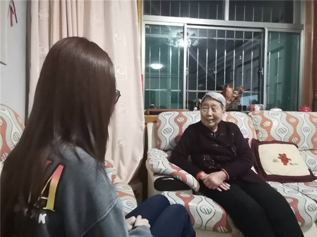 山东师范大学经济学院学子寻访老党员