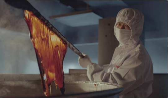 熬制阿胶的挂旗工艺历经几千年的传承与创新,福牌阿胶已经探索形成了